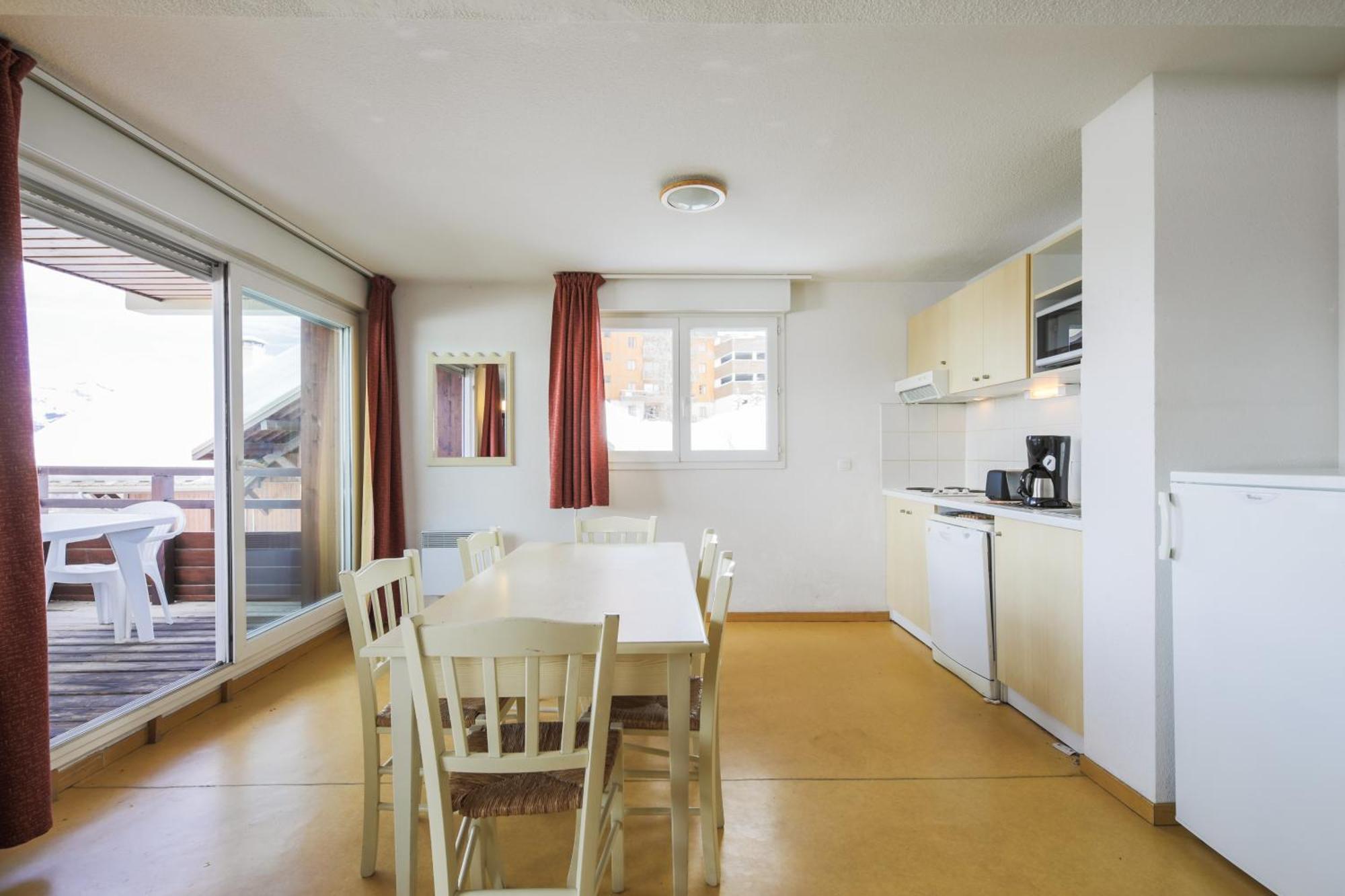 Residence Les Chalets De Puy Saint Vincent - Maeva Home Пюи-Сен-Венсан Стая снимка